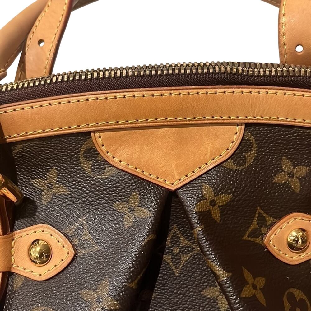 Louis Vuitton Tivoli GM Monogram Canvas Shoulder Bag - Picture 3 of 15